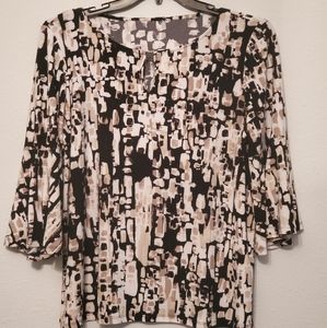 A womens long sleeve short